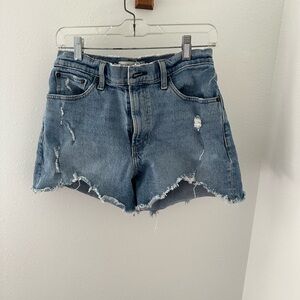 Abercrombie Curve Love 4” High Rise Mom Short